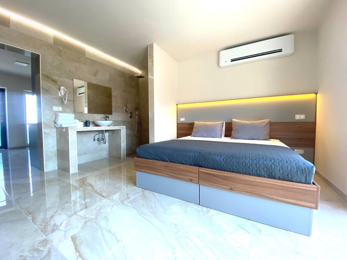 Rooms And Apartments Lisjak Koper Exterior photo
