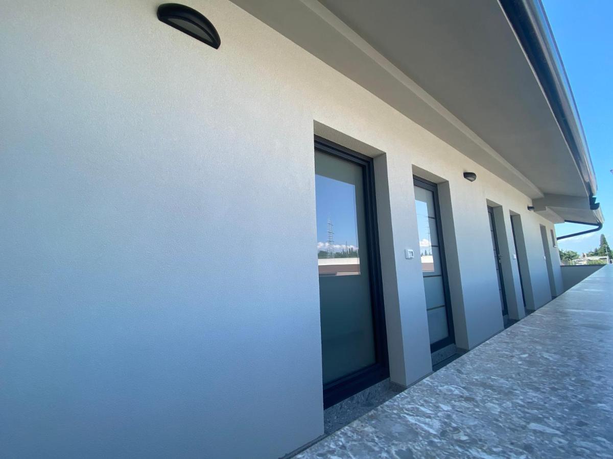 Rooms And Apartments Lisjak Koper Exterior photo