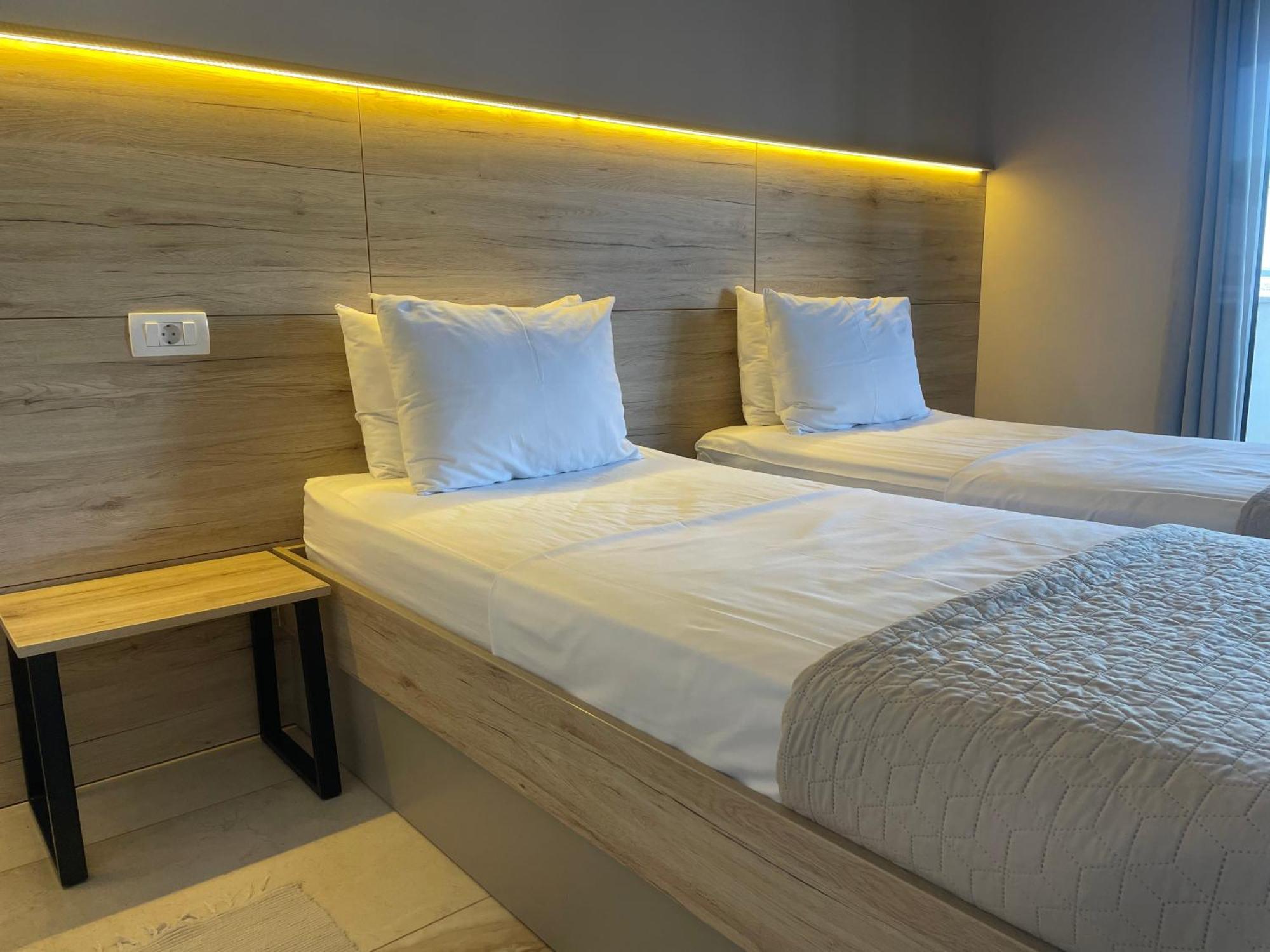 Rooms And Apartments Lisjak Koper Exterior photo